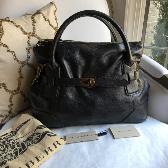 Burberry Handbags - 🖤 NEW Burberry Black Leather Larsen Satchel